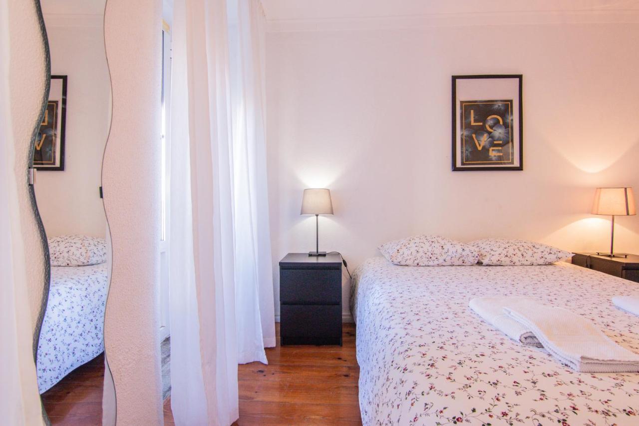 Apartamento Bairro Alto Lisbon Bagian luar foto